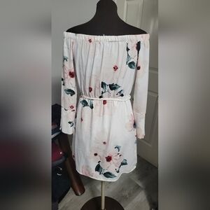 XS Dynamite Off Shoulder Floral Mini Dress